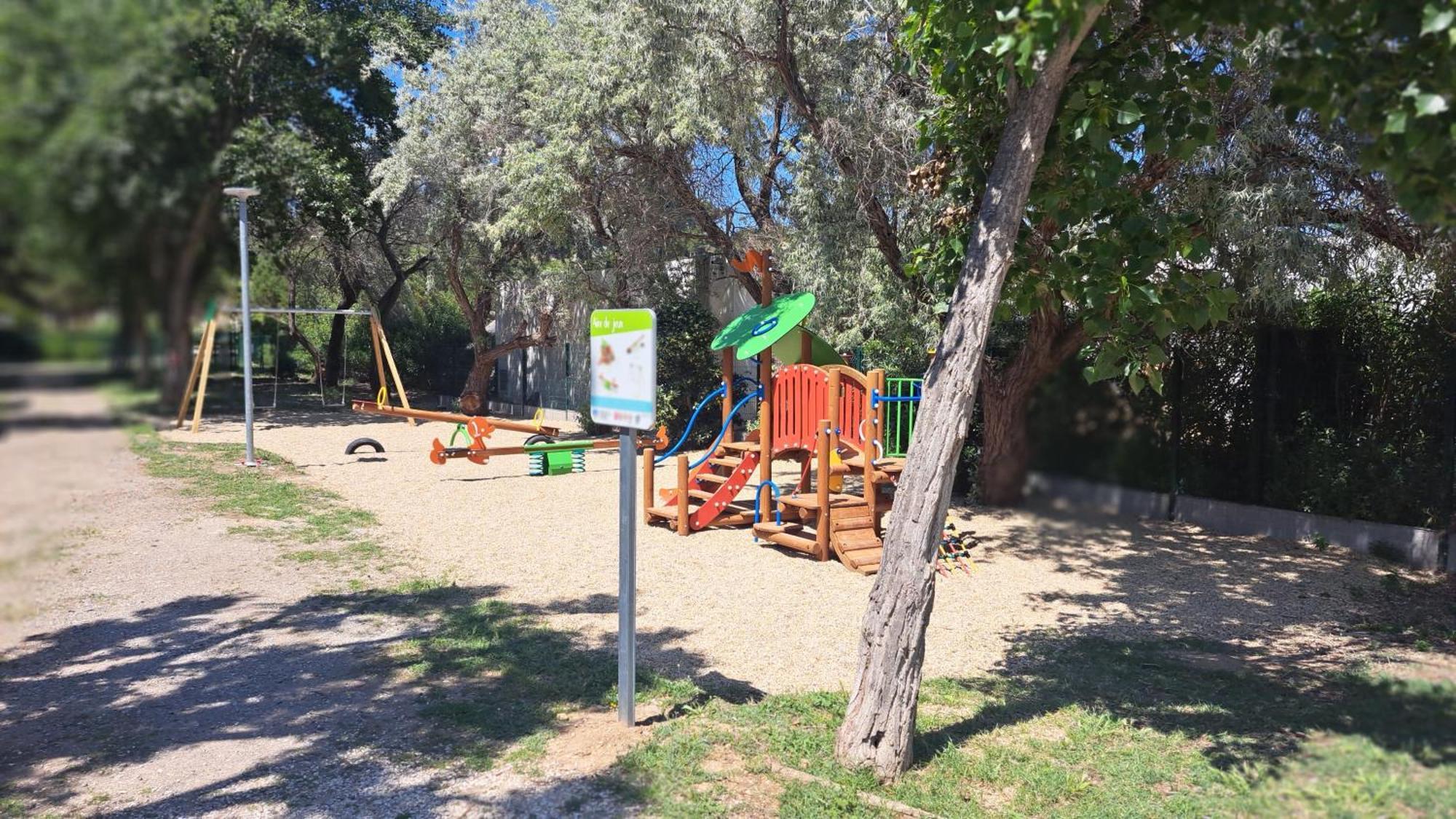Mobile Home Climatisé 3 chambres à Narbonne Plage Exterior foto